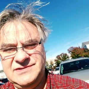 Meet your Posher, Gregory